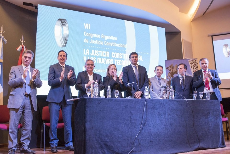 El Gobernador participó del VII Congreso Argentino de Justicia Constitucional en Córdoba