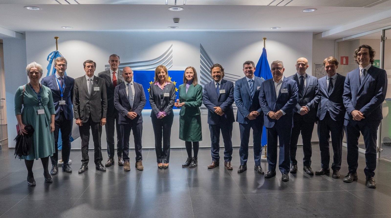 Gobernadores consolidan oportunidades de inversión en litio, cobre y energías renovables con la Unión Europea